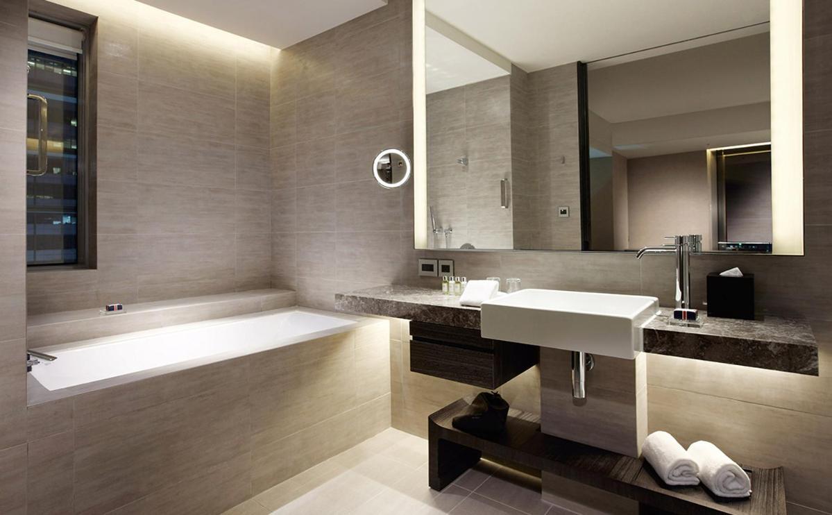 Humble House Taipei, Curio Collection By Hilton Hotel Exterior foto Bathroom