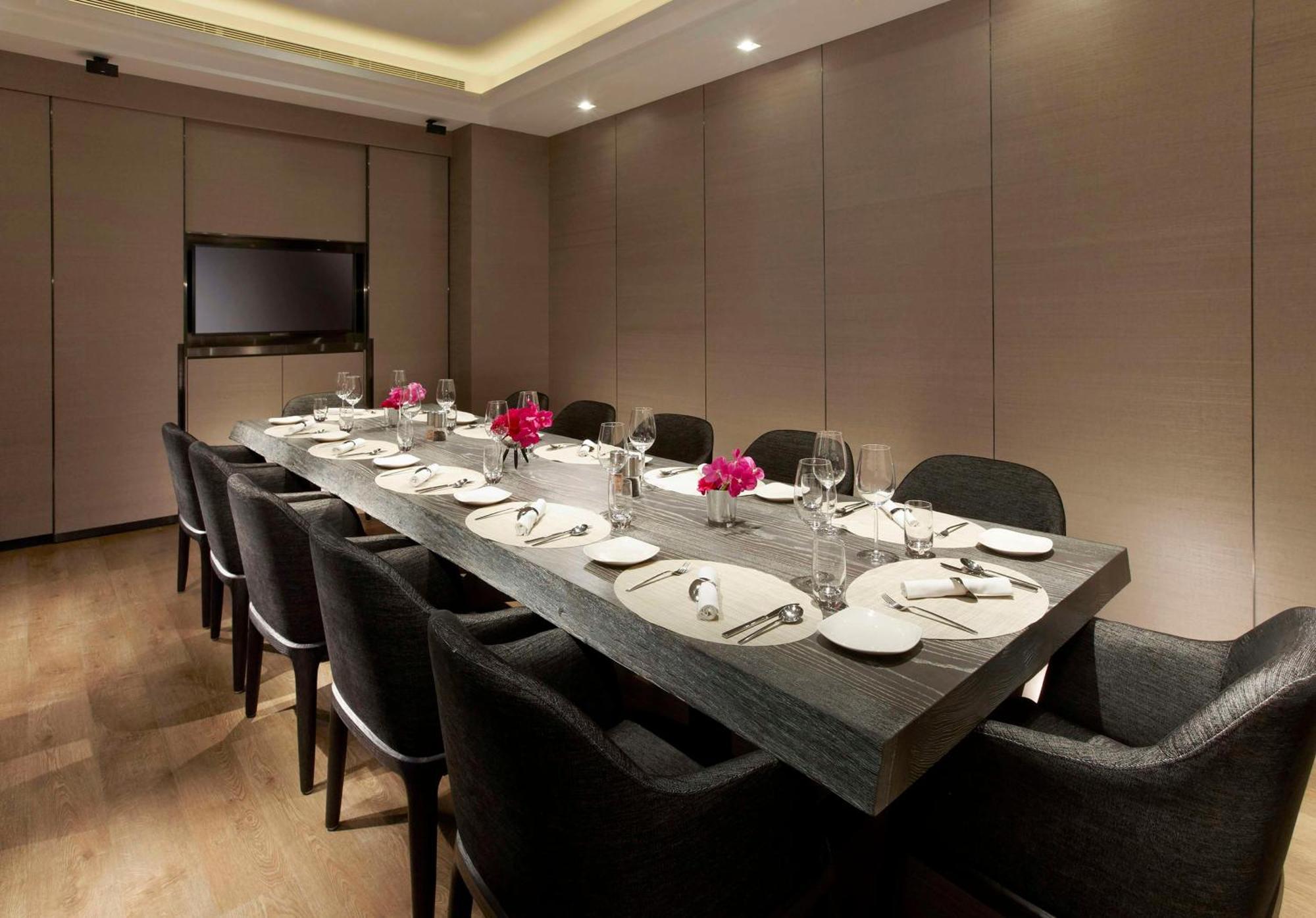 Humble House Taipei, Curio Collection By Hilton Hotel Exterior foto