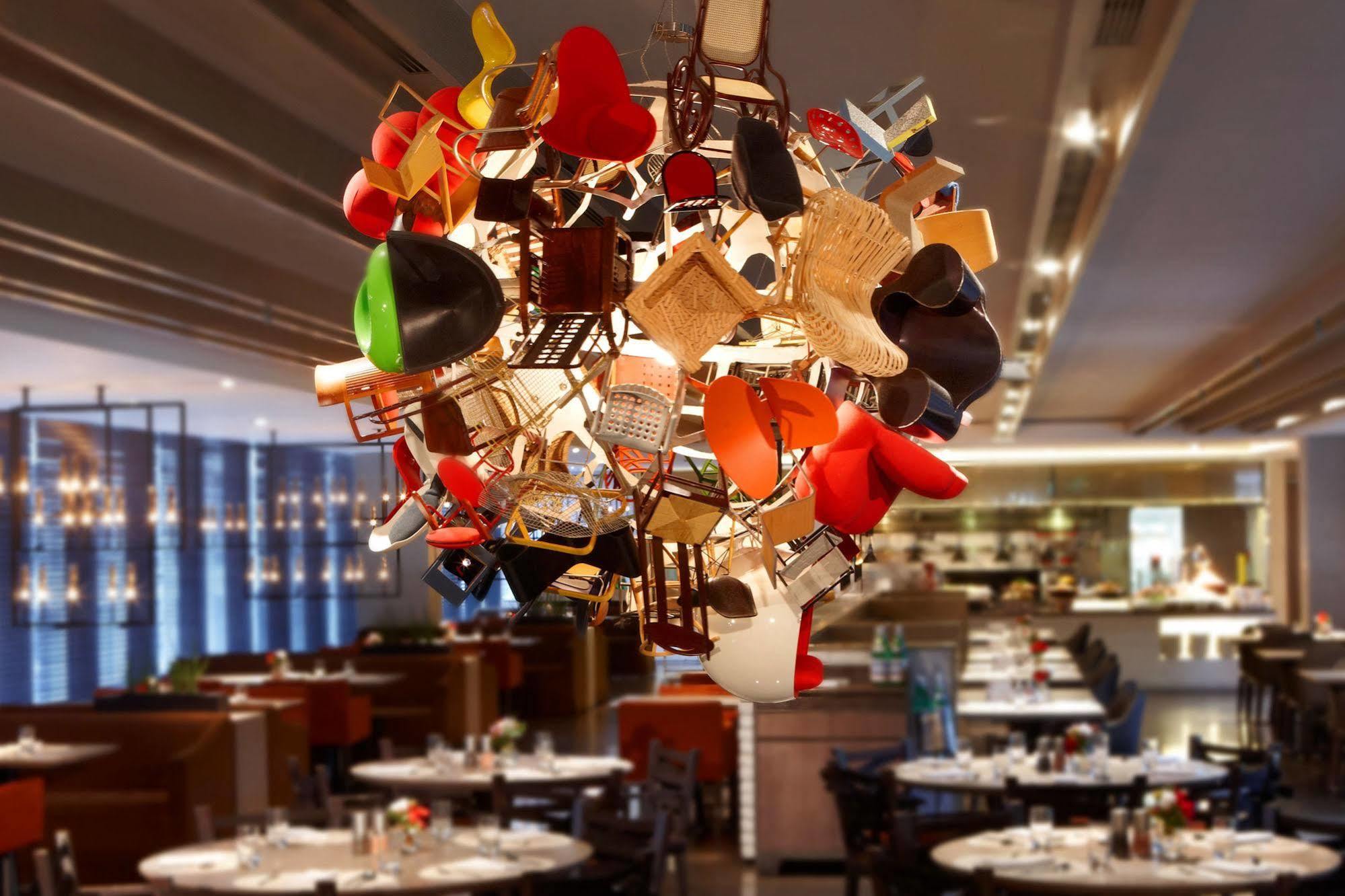 Humble House Taipei, Curio Collection By Hilton Hotel Exterior foto The restaurant's interior