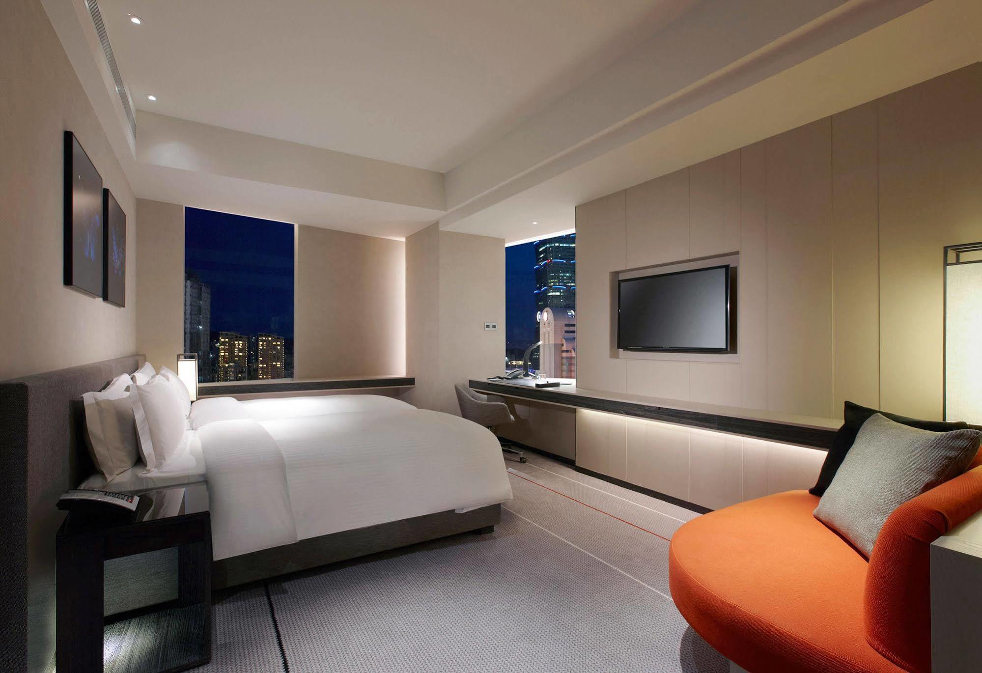 Humble House Taipei, Curio Collection By Hilton Hotel Exterior foto